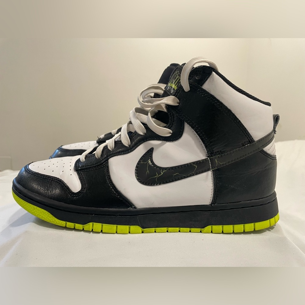 Nike Dunk High Electric Panda - Picture 2 of 8